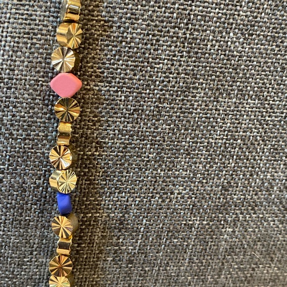 Costume Jewelry - 25" Beaded Necklace Goldtone and Multi-Colored Faux Beads - Picture 2 of 5